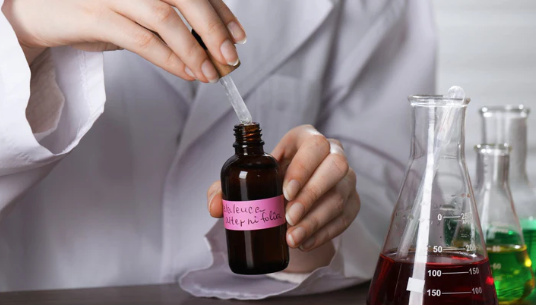 Hukum Parfum Alkohol, Bolehkah Dipakai? Ini Penjelasan dan Faktanya